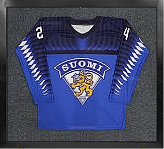Suomi MM-pelipaita